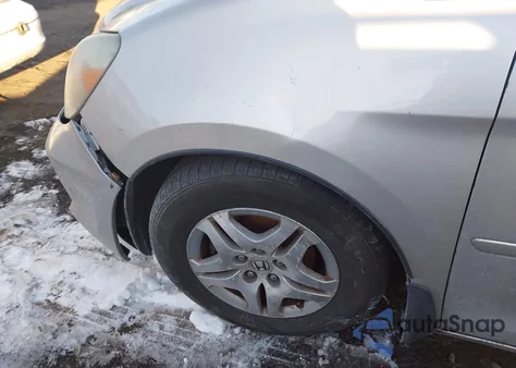 2005 Honda Odyssey Ex from USA, damaged, VIN 5FNRL38465B018227